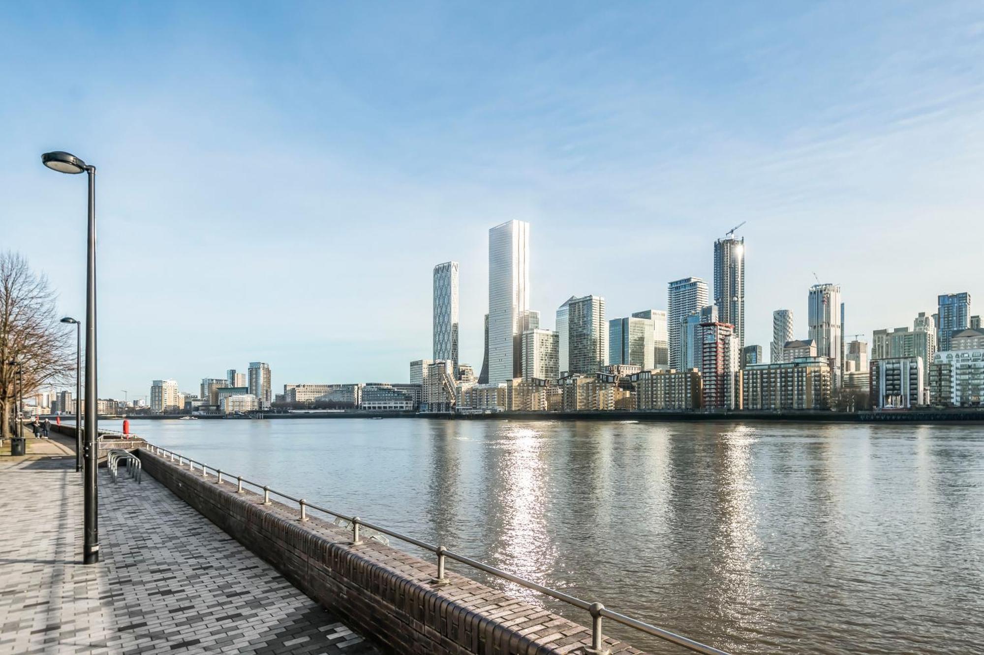 Stunning Massive Bedroom +Direct Thames River View Лондон Екстер'єр фото